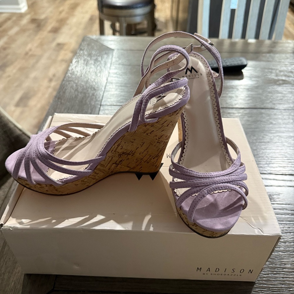 Shoe Dazzle Lavender Wedge Sandals